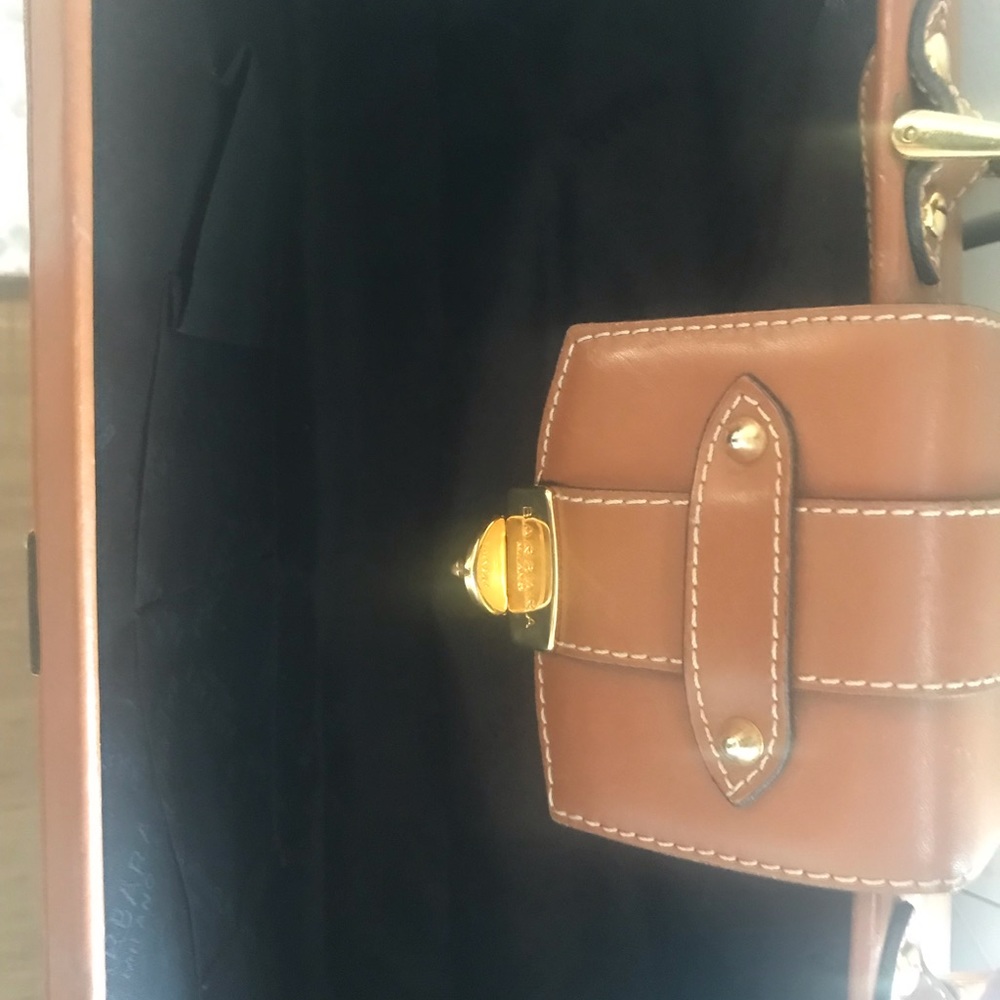Handbag - Picture 3 of 5